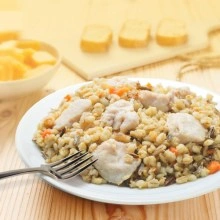 Обед Плов из дикого риса с крупой, овощами и цыпленком