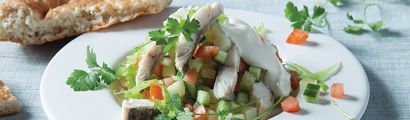 Рецепт на ужин Паровая треска с овощным салатом